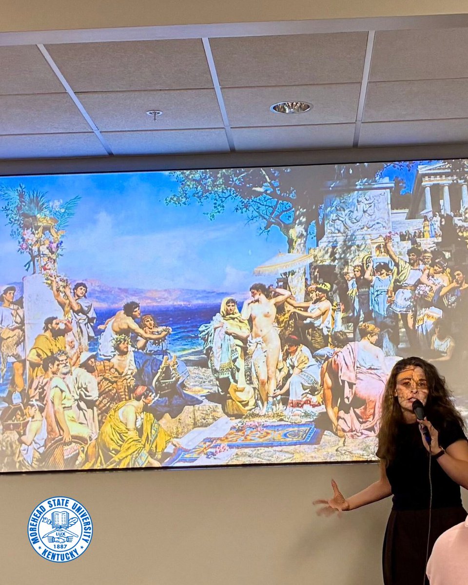 oldprosonline's tweet photo. Recently performed #TheOldestProfession at @moreheadstate in Kentucky before addressing a classroom full of sociology students.
Reach out to bring the show to your own college, university, or community space! https://t.co/wL6E5rNPNY