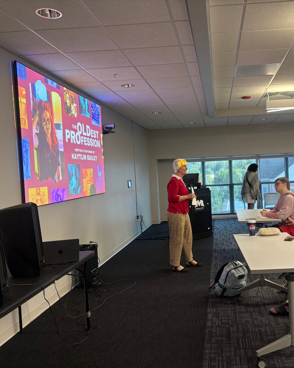 oldprosonline's tweet photo. Recently performed #TheOldestProfession at @moreheadstate in Kentucky before addressing a classroom full of sociology students.
Reach out to bring the show to your own college, university, or community space! https://t.co/wL6E5rNPNY