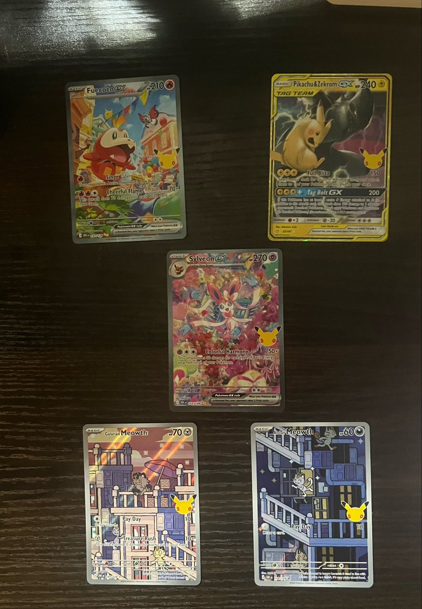 joshsquee's tweet photo. Honestly like these pulls more than the ones I did the first time sylveon was the one🙂‍↕️🗣️ https://t.co/Y46UnetITw