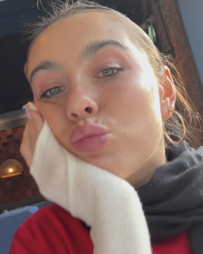 yoursreche's tweet photo. cutie https://t.co/dP64WfxZro