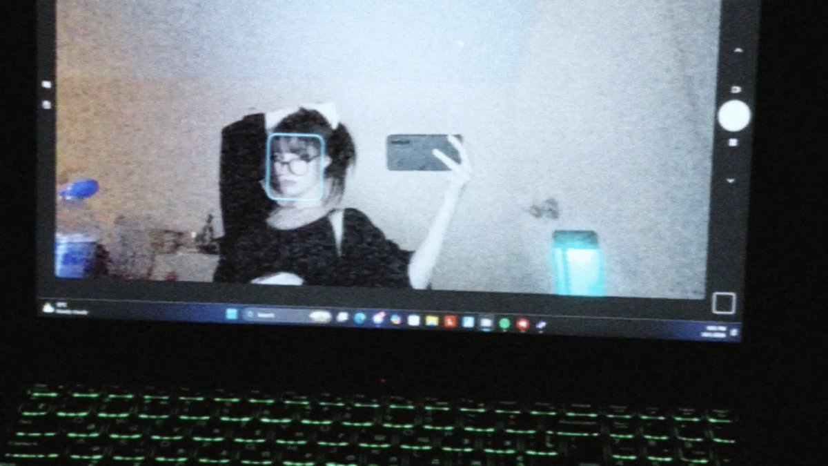 ketamin3rin's tweet photo. My laptop camera is so shit but it has some v1be yk https://t.co/VicSj6gtXK