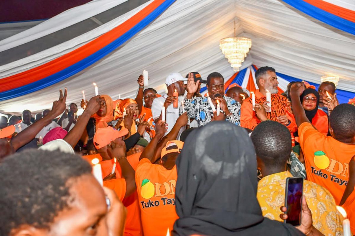 OpiyoWandayi's tweet photo. Attended Baba's candlelight night at the Mombasa Governor's Park. A legacy of selflessness and endurance. https://t.co/m8hsgshJsq
