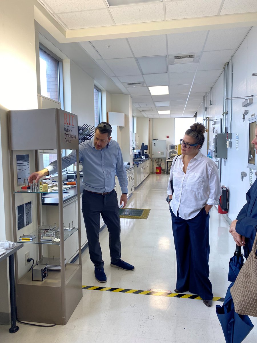 RIT_GovComm's tweet photo. We had a great visit with Danielle McMullen, NYS Assistant Secretary for Education, today. We were thrilled to show her our new Performing Arts Center, @RITbatteries, @_RITEngineering Nanofab Lab, and the amazing work our @RITtigers students are doing! Thank you for your support. https://t.co/kWTPWEtrm6