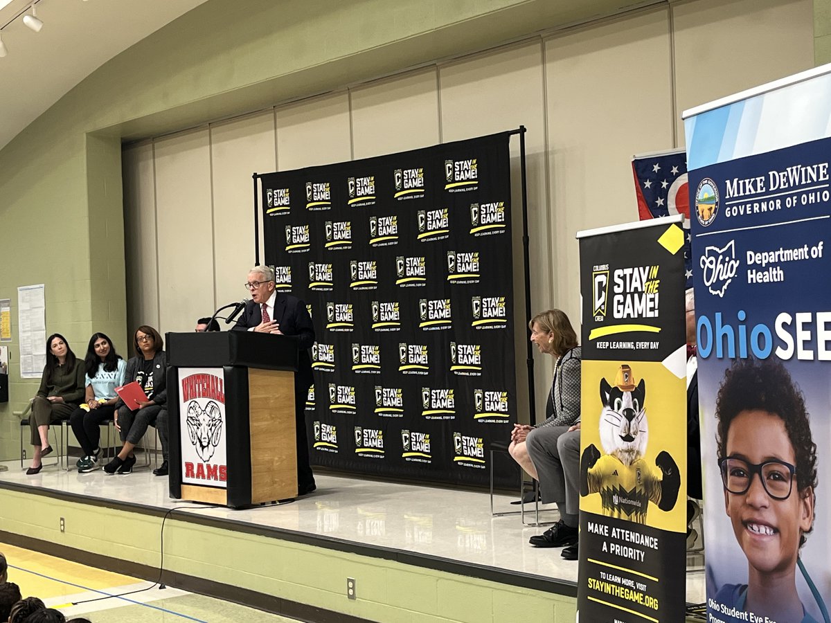 OHEducation's tweet photo. Focusing on wellness and helping students learn their best! Director Stephen Dackin visited Kae Avenue Elementary in Whitehall City Schools this week for a special event to highlight the work of Governor Mike DeWine and the Columbus Crew to bring vision services to schools. https://t.co/t40M8yvcxi
