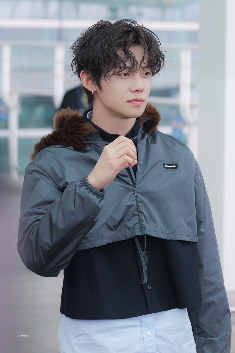 0913neptune's tweet photo. 261003 #연준 🫶🏻

#TXT #투모로우바이투게더 #YEONJUN https://t.co/REs7EGlNd6
