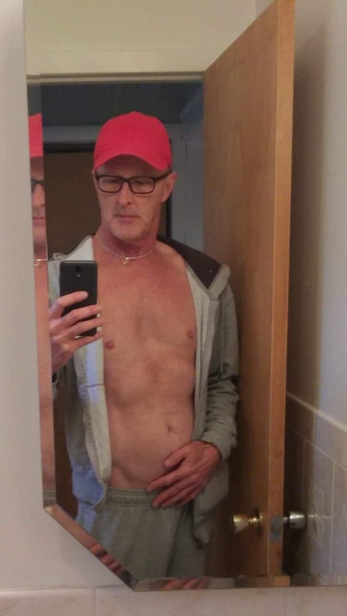fal36171_fallon's tweet photo. @codypharis Fuck Yeah, Cody !!
Beautiful, Sexy AF Man !!
👅💦🍑💦🍆💦🔥🧡🔥💦🍆💦🍑💦👅 https://t.co/Rpctrh6wDC