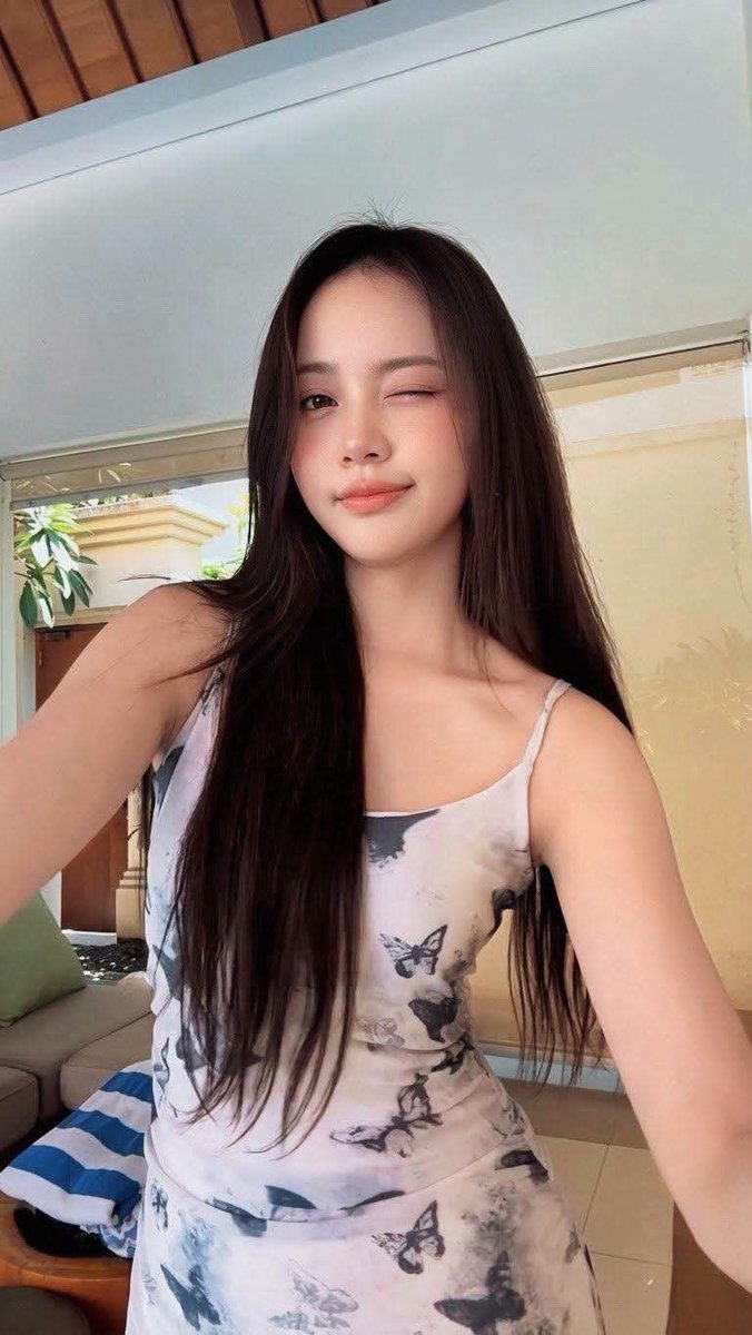 SantosAndy90016's tweet photo. Nyoman Ayu Carmenita Of HEARTS2HEARTS 🔥💝👑🇮🇩 https://t.co/uIe42OaVFe