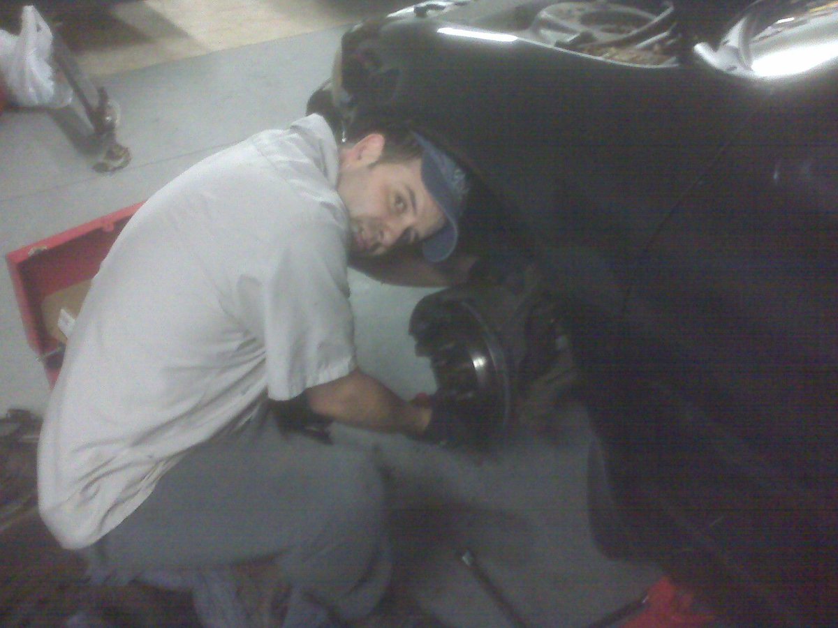NiteOwlMN's tweet photo. I used to enjoy fixing my cars but now I enjoy letting some else fix it. Is that a bad thing? https://t.co/y4FDoX8cT9