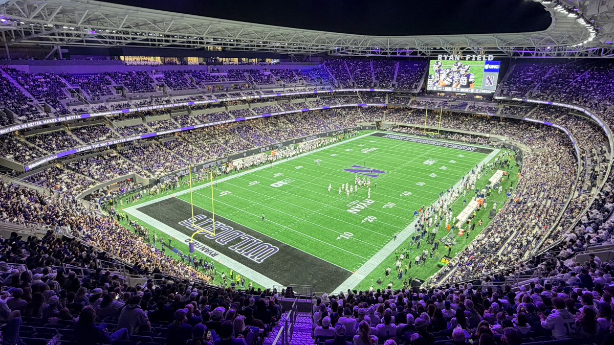 cfbcampustour's tweet photo. Old Ryan Field (2023📸) 🆚 New Ryan Field (2026📸) https://t.co/w8tEr7vUVk