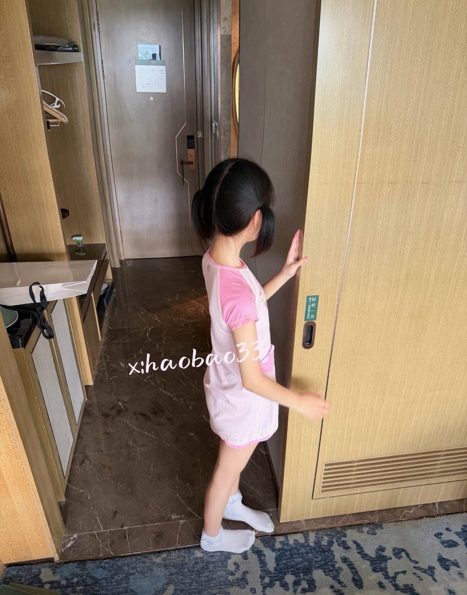 haobao33's tweet photo. #双马尾 #萝莉 陪我玩好不好 https://t.co/YbGs1c91n2