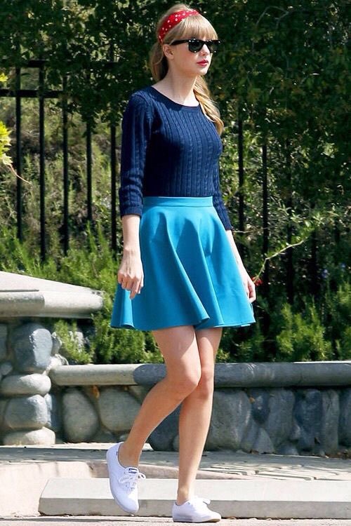ivyprest's tweet photo. taylor no binaria de 2020 no son las raíces chicas las raíces son estas https://t.co/Q2eUDxxnzK