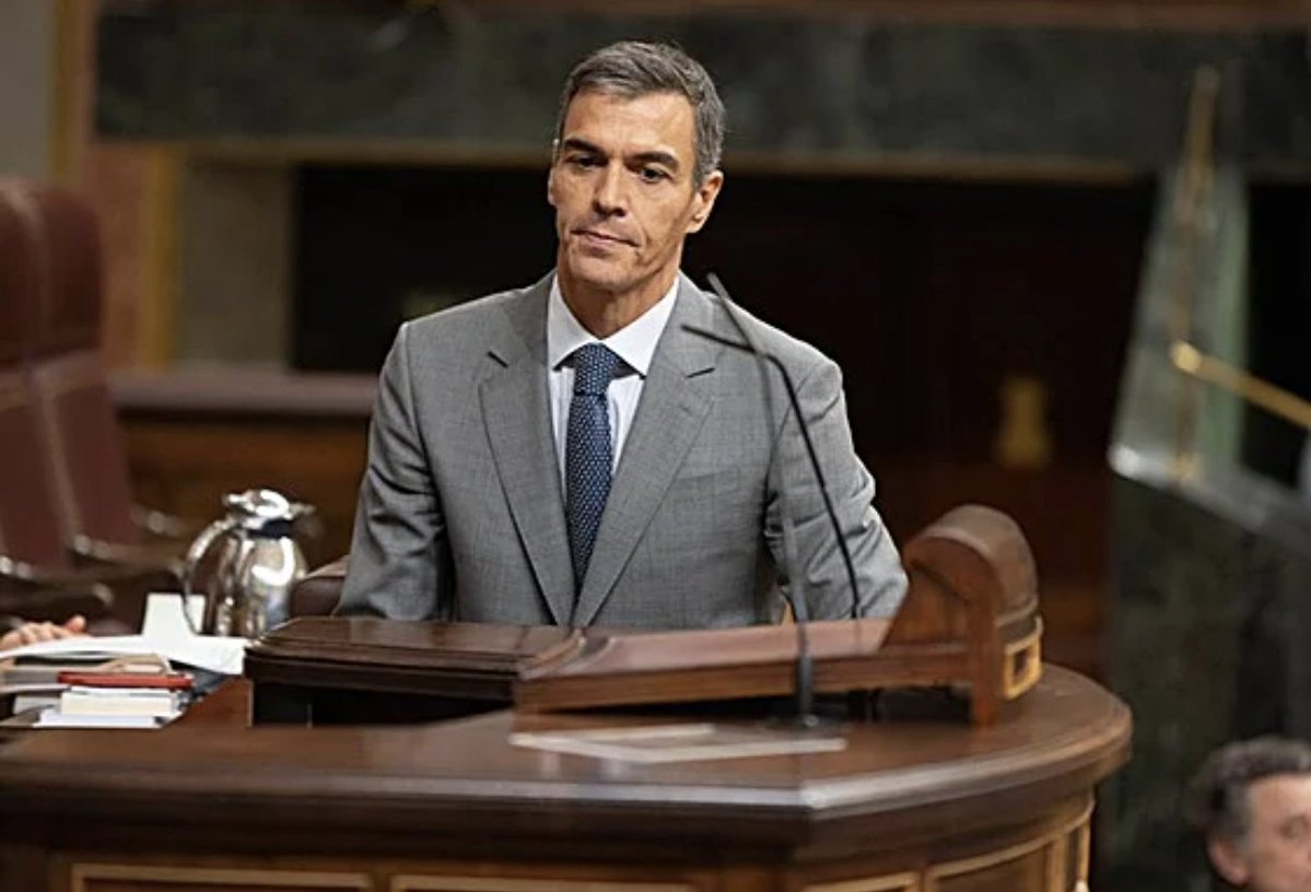 unodeAndalucia's tweet photo. El decreto más urgente que necesita España es el que meta a este hijo de puta en la cárcel. https://t.co/Wr1w89f5ye