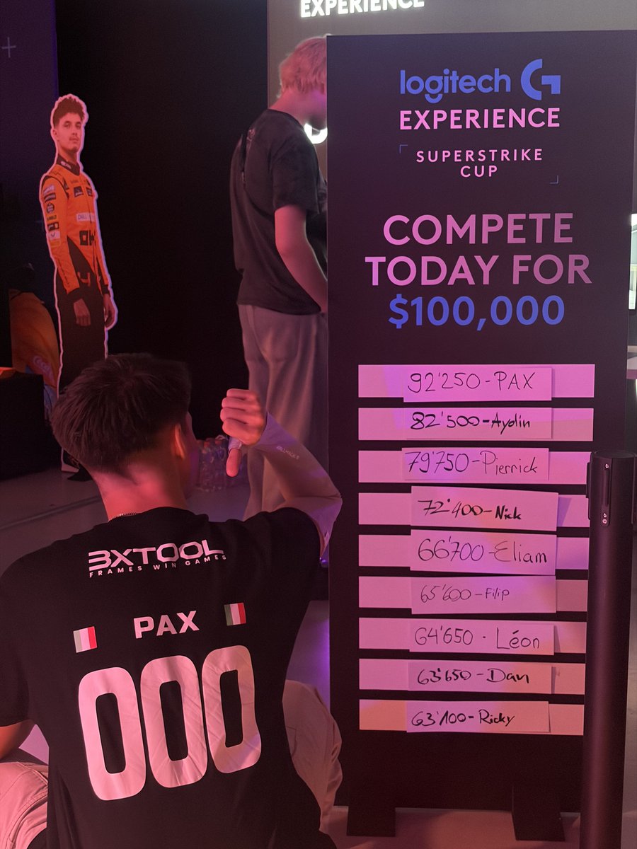 PaxVl's tweet photo. Day 1 in @switzerlanCH we did super good and we keep going!💪💪

@MonOkson @summoNN @pashalimens @fubukinchnce

THX TO OUR SPONSORS AND ORG:

@ivpiteresport @ceka_damiano @xazyyyy e #BosterEXE 

IG OF SPONSOR : https://t.co/Sr50DIJBRt https://t.co/sC69KXBfQw