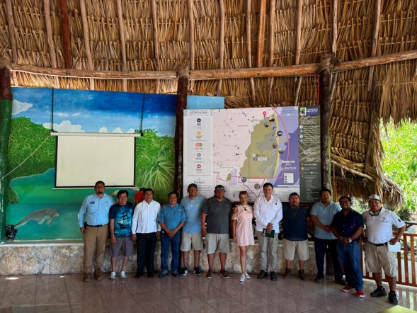 CONANP_mx's tweet photo. La @SEMARNAT, a través de la #Conanp, informa sobre el proyecto "Camino Artesanal Puerta al Mar", fue solicitado por el @GobQuintanaRoo y ejecutado por la @Defensamx1. 🌊🍃

Conoce más ➡️ https://t.co/w25i18Lzp0 #SomosNaturaleza #GuardianesDeLaNaturaleza 🌅🌿💦🌸 https://t.co/k19yPDxk6p