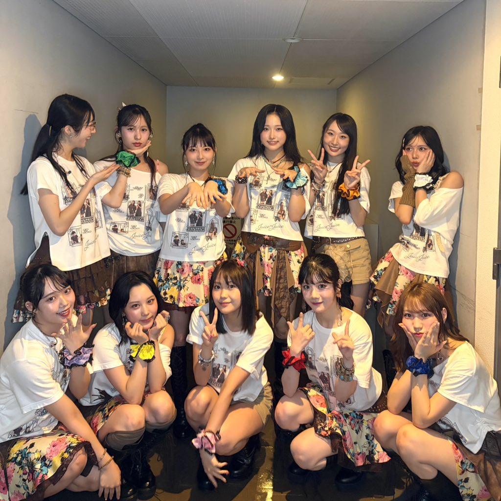 JuiceJuice_uf's tweet photo. ◤￣￣￣￣￣￣￣￣￣￣￣￣￣◥
  Juice=Juice Room Tour 2026
                   5ROOMS
◣＿＿＿＿＿＿＿＿＿＿＿＿＿◢

🗓️10/3(土) ①15:15 ②18:45
📍Niterra日本特殊陶業市民会館ビレッジホール (愛知)

本日は愛知公演🍤
Room Tour でら盛り上げます🚪💫

#JJ_5ROOMS
#juicejuice 
#helloproject