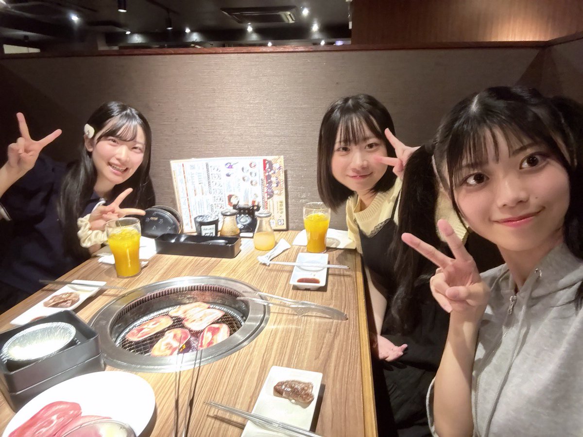 nmb_himari8282's tweet photo. おはよう🎶

先日、こにーずで焼肉に行ってきたよー🥩🔥

いっぱい話せたりお肉食べれたりして楽しかった⭐️ https://t.co/1Z0P2q97Zv