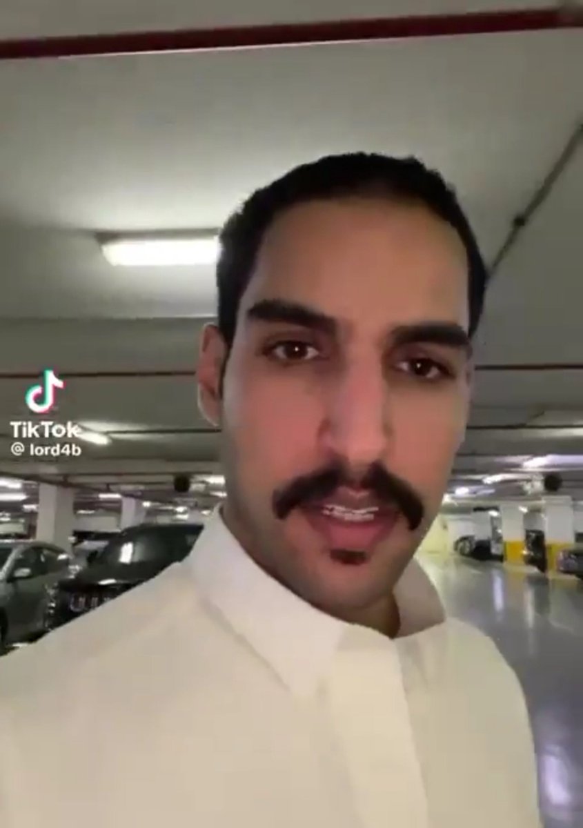 HatoriJ82903's tweet photo. اكتشفت نظرية وجه الحصان الطويل وعلاقته بالتخلف العقلي.
اي ذكر تشوفين وجهه زي ذا الوجه اهربي منه 
#٢٠٣٠_بلا_نقاب 
#٢٠٣٠_بلا_نقاب1 
#٢٠٣٠_بلا_نقاب2 
#٢٠٣٠_بلا_نقاب3 https://t.co/kAQ4JG4FT7