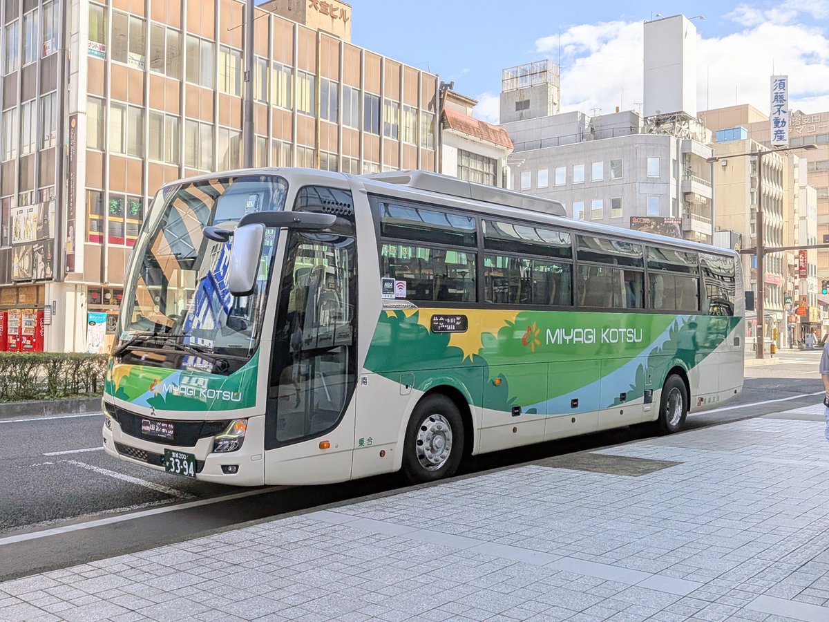 DE_BlackRiver's tweet photo. 宮城200か3394[南]
山形駅前で新車を目撃🆕 https://t.co/UKKO9Ft8hX