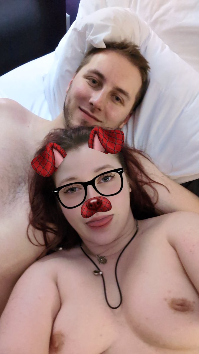 Sweet_Bug96's tweet photo. I love a man that will take silly filter pictures with me 🥰😋 https://t.co/AE4RG4aQIl
