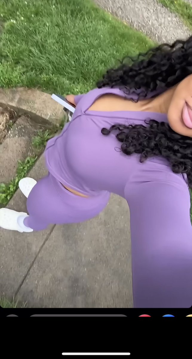 goonboybuster's tweet photo. PERFECT GOON FUEL I WANNA CUM ON HER FACE SO BAD #cum #cumtributeِ #faceporn #cumonface #handjob #candid #grope #cumshot #pornaddiction #pornaddict https://t.co/BzdMMkbDuH