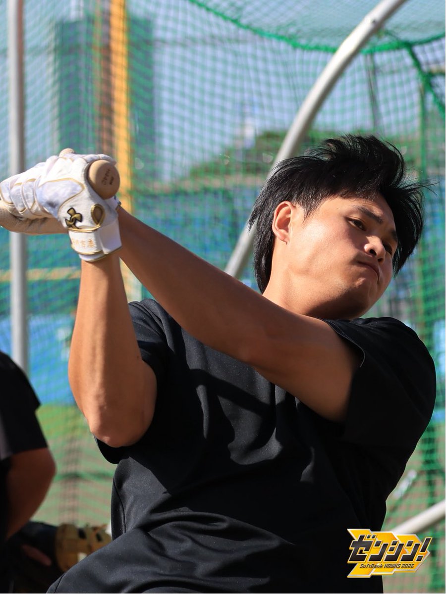 HAWKS_official's tweet photo. 【#ファーム日本選手権2026】

今日からファーム日本選手権in静岡！
チームはファーストステージ（準決勝）で
北海道日本ハムとの��合に臨みます。

11:00試合開始です！

#全員でゼンシン #sbhawks https://t.co/8L8PZmomd5