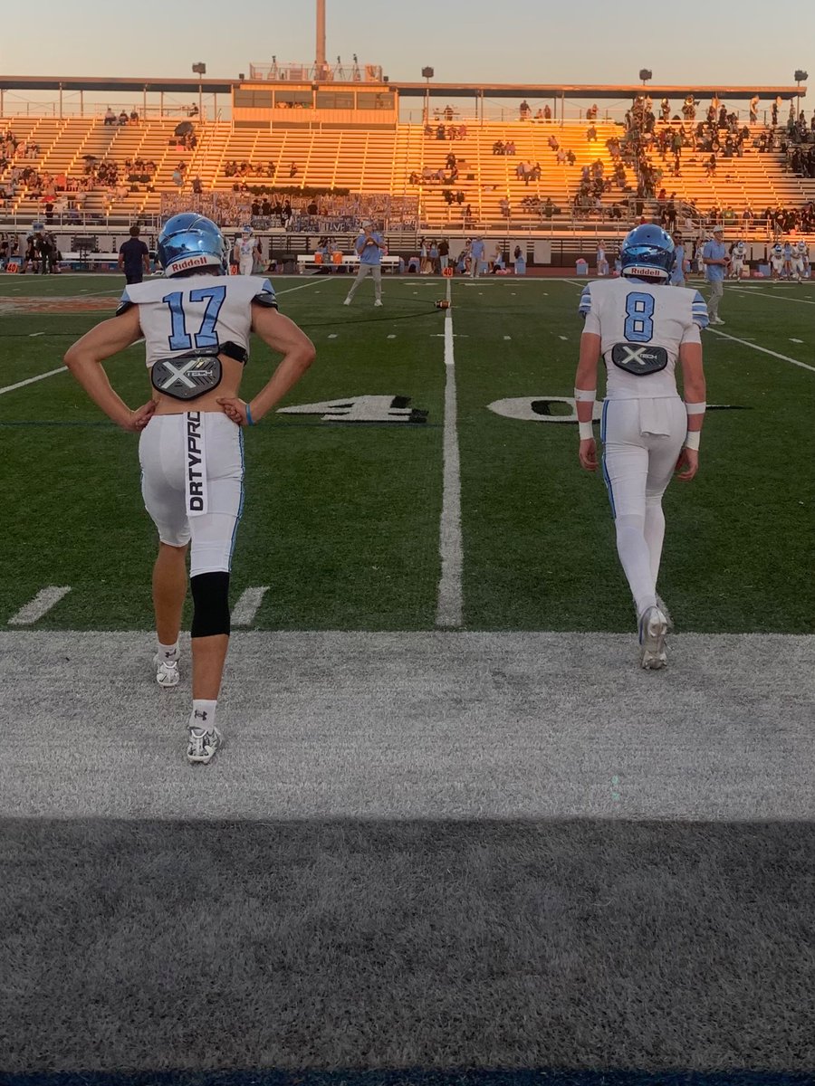 DanArritt's tweet photo. Villa Park sophomore QB Jacob Titchenal has 15 touchdowns without an interception this season. Corona del Mar WRs Nolan Scott (8) and Tucker Murray (17) have been two of the main targets for JD Annett. @ocvarsity @cdmfootball @vphs_football @JohnDavidAnnett @JacobTitchenal https://t.co/exmXJV60jC