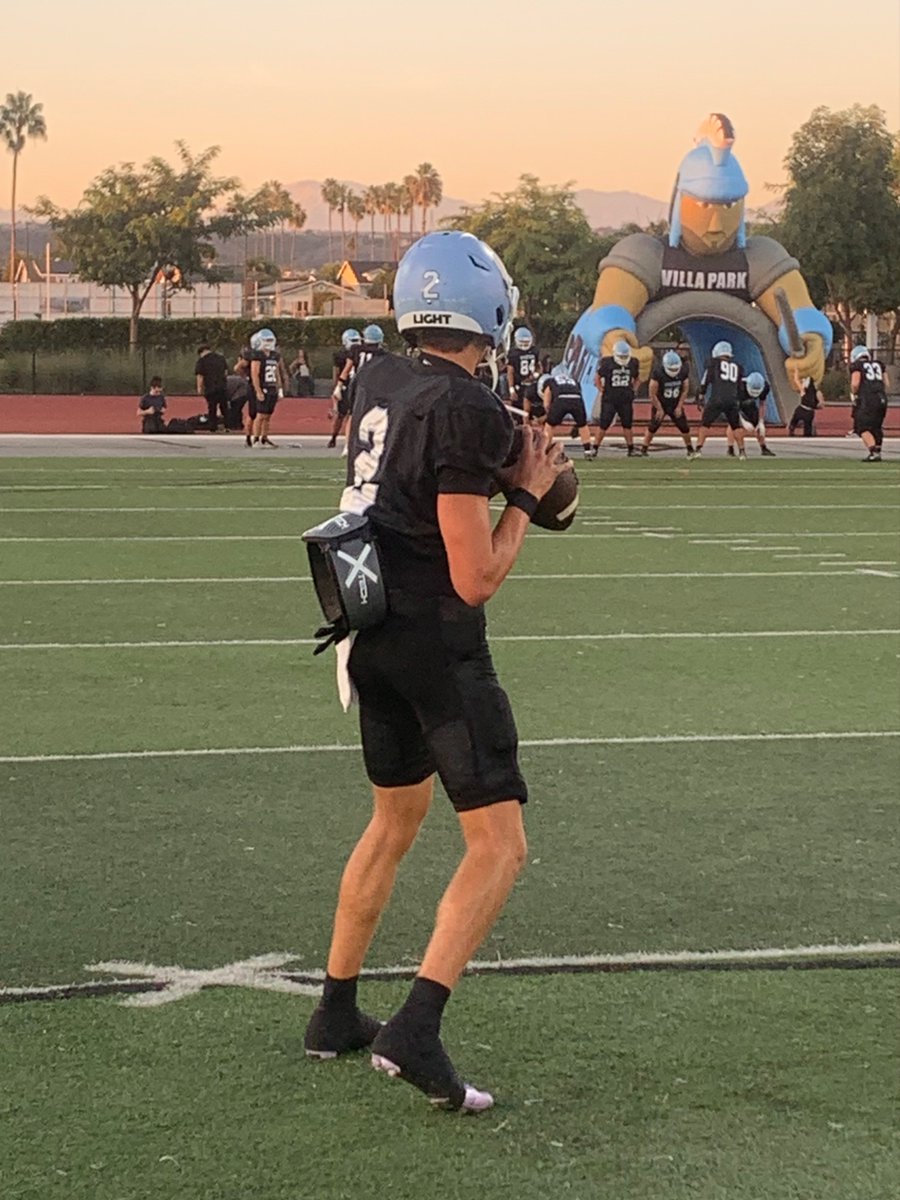 DanArritt's tweet photo. Villa Park sophomore QB Jacob Titchenal has 15 touchdowns without an interception this season. Corona del Mar WRs Nolan Scott (8) and Tucker Murray (17) have been two of the main targets for JD Annett. @ocvarsity @cdmfootball @vphs_football @JohnDavidAnnett @JacobTitchenal https://t.co/exmXJV60jC