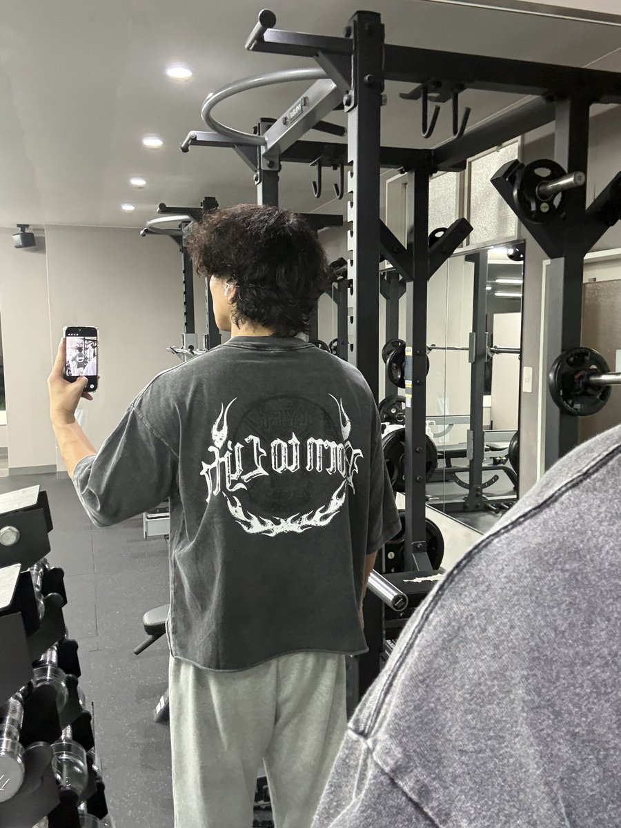 zg7dqq's tweet photo. そういえば初めてLyftの服買いました🫶 https://t.co/fykoBLiDAV