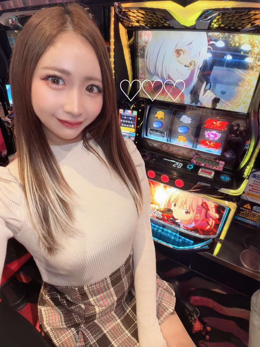 _rimurun_'s tweet photo. 【キコーナ阪神西宮店】様 PR
━━━━━━━━━━━━━━━

おはよう☀️
【 抽選20名様 】中8番でした❕
初来店🔰カバネリはとれずぅ
リコリス・リコイル START🤍

いきなり中🍒引いた😘💋
才能が開花されつつある10月〜っ！
いっぱい伸ばすよーーー！！

♡┈┈┈┈┈┈┈┈┈┈┈┈┈┈┈♡

⭐️ジャンバリ潜入取材雷⚡️
⭐️感謝

朝イチの店内は
🈵カバネリ海門決戦
🈵リコリコ
🈵東京喰種
🈵転生2
🈵モンキーターン
🈵北斗の拳
🈵戦国乙女5

まだ空き台もありますので
遊びに来て下さい（՞>⩊<՞）🤍