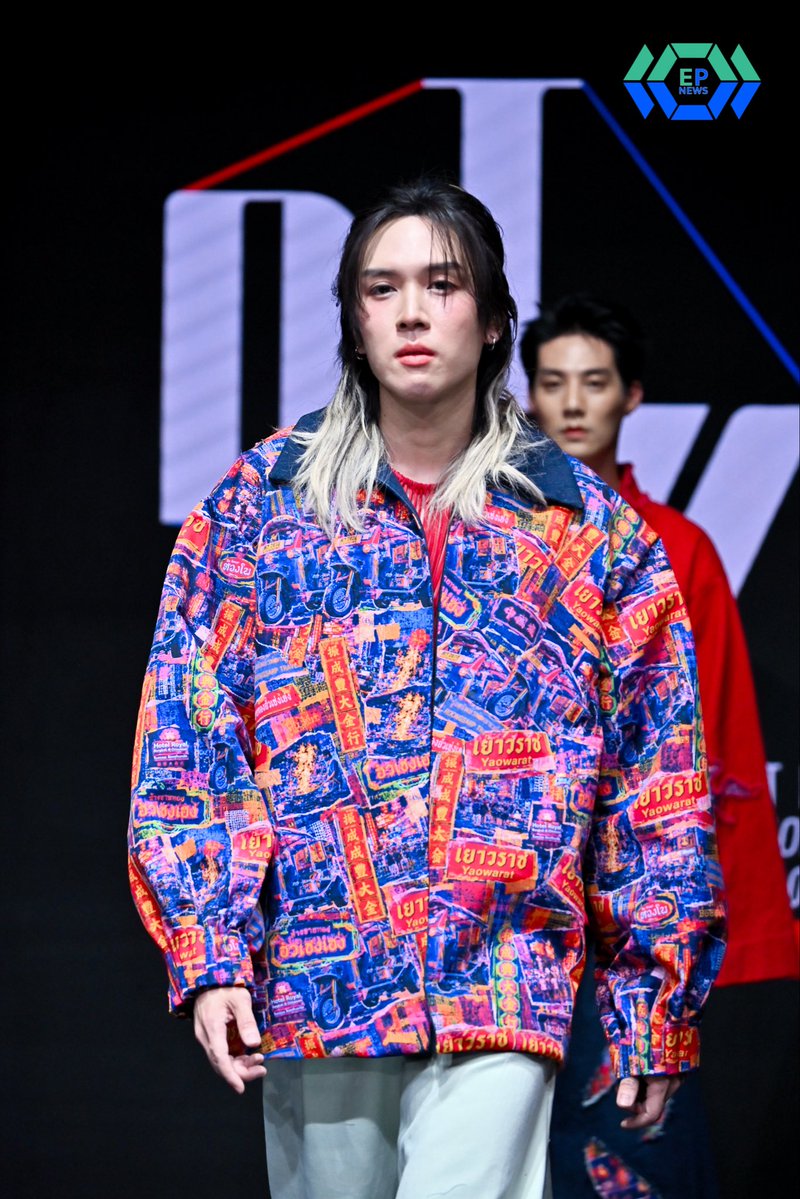 epnewsonline's tweet photo. “ภณ ธนภณ” #PonThanapon ร่วมเดินแฟชั่นโชว์ จาก “Rajamangala University of Technology Phra Nakhon” ในงาน Bangkok International Fashion Week 2026 - Visionary Stage at Siam Center

SAILUBPON AT SIAM CENTER BIFW26
#SiamCenterBIFW2026xSAILUBPON 
#SiamCenterBIFW2026
#BIFW2026 https://t.co/wN7XrqIQb8