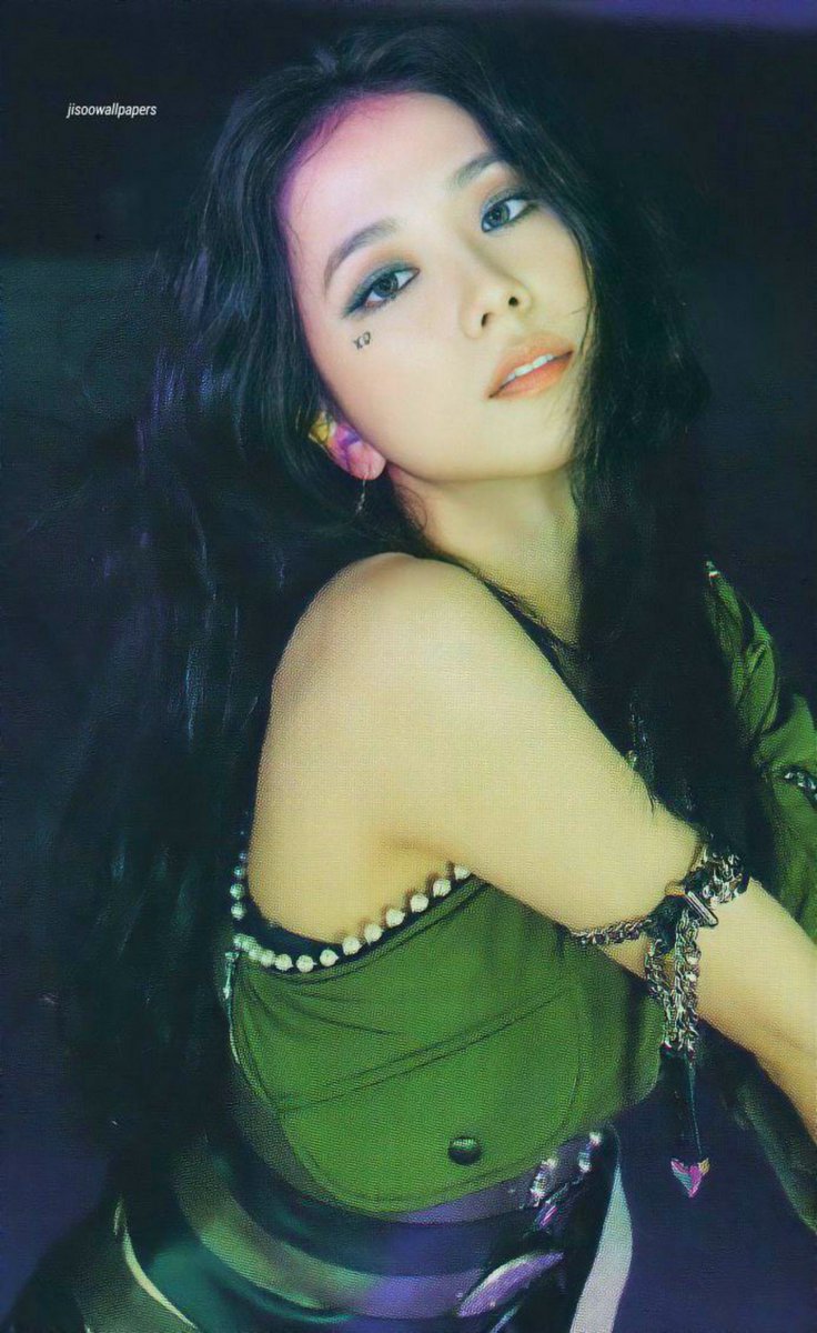 veronicajisoo's tweet photo. these photos are 6 years old but they're still just as beautiful as the day they were taken🥹 https://t.co/lheGhBBlq2