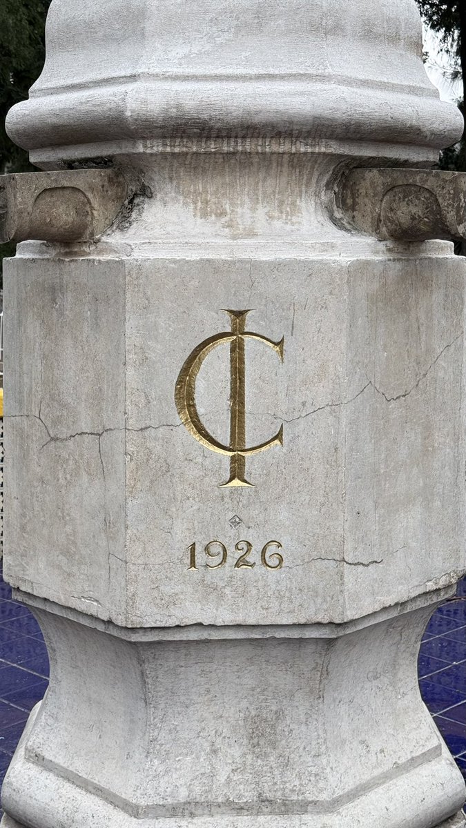 wonder_m_r's tweet photo. La próxima semana voy a dar una charla sobre lo cotidiano como parte de la celebración de los 100 años de la colonia Industrial. Les dejo algunas fotos de uno de mis recorridos. 

Será el 10 de octubre a las 12 pm en proyector arq, que se ubica en la colonia :)

@Col_Industrial ✨