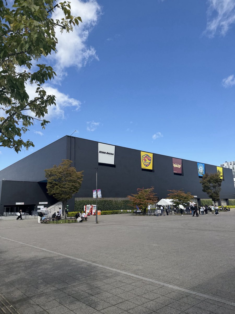 Omega_desu_'s tweet photo. BUMPのために仙台来ました https://t.co/qnSa2cb0Zd