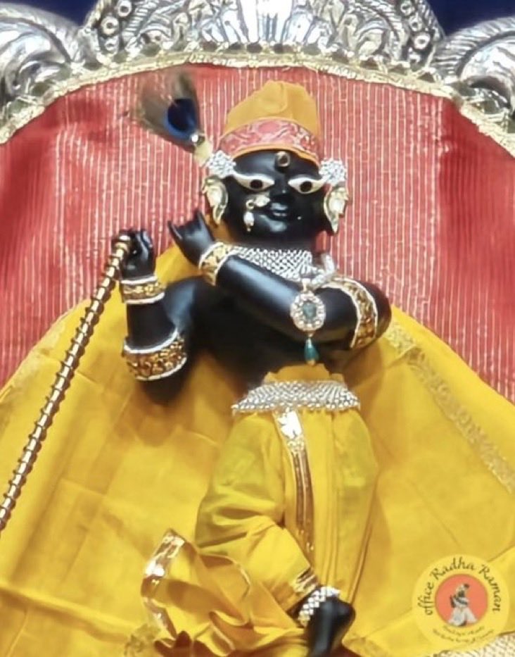 paramdisciples's tweet photo. Hare Krishna Hare krishna 
Krishna Krishna Hare Hare 
Hare Ram Hare Ram 
Ram Ram Hare Hare https://t.co/HktYYTyoNk