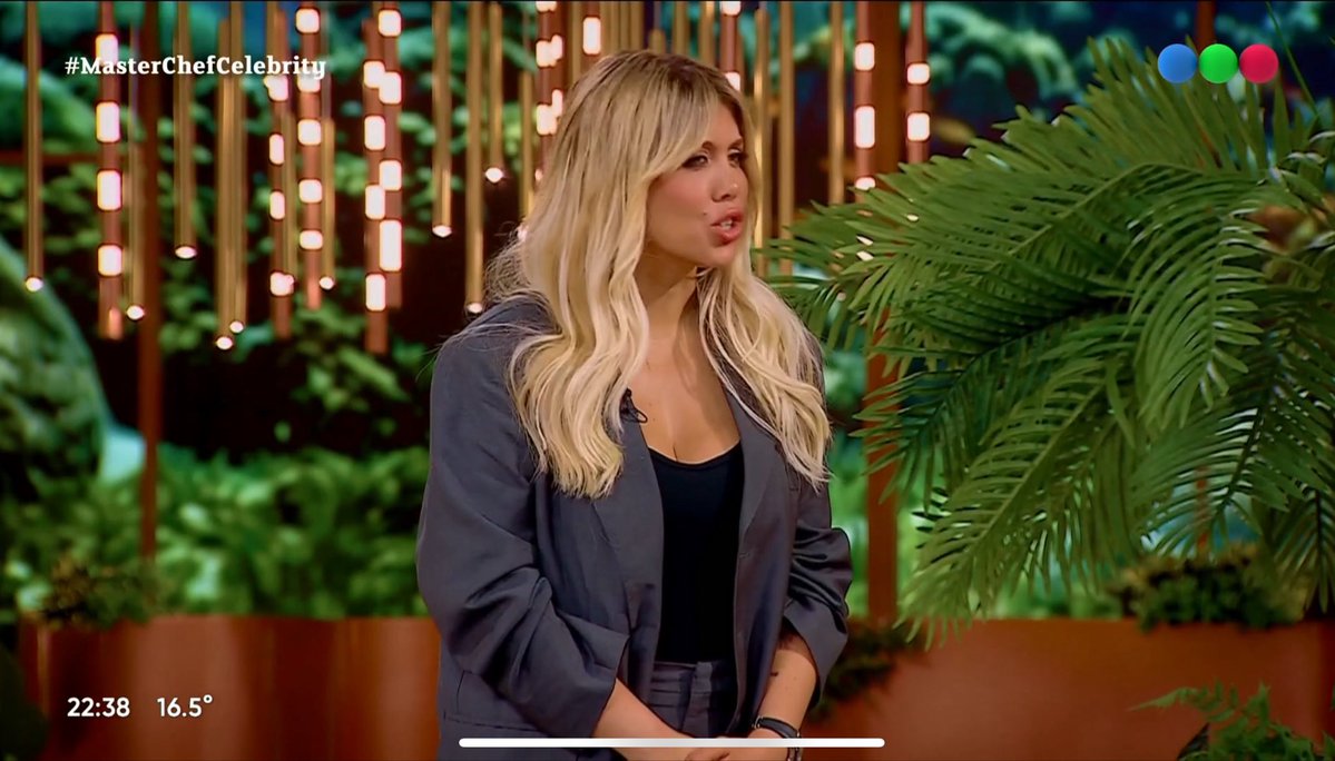 PtcRecargado's tweet photo. #Rating 📊
Lidera #MasterchefCelebrity 🧑‍🍳 con 10.6 puntos de rating , por arriba del partido de #Boca que está en 8.9 💥🔥 https://t.co/oalOFNxB3z