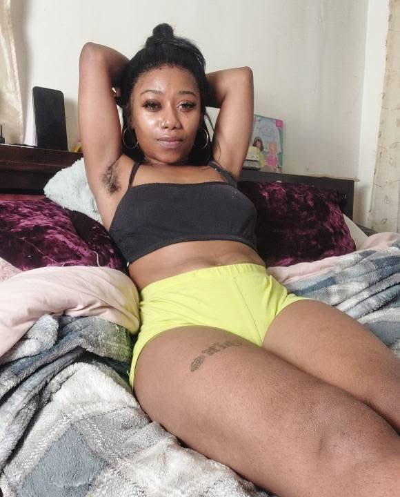 BienEmily1's tweet photo. Would you spend a night with me? https://t.co/MFAfxw8CtA