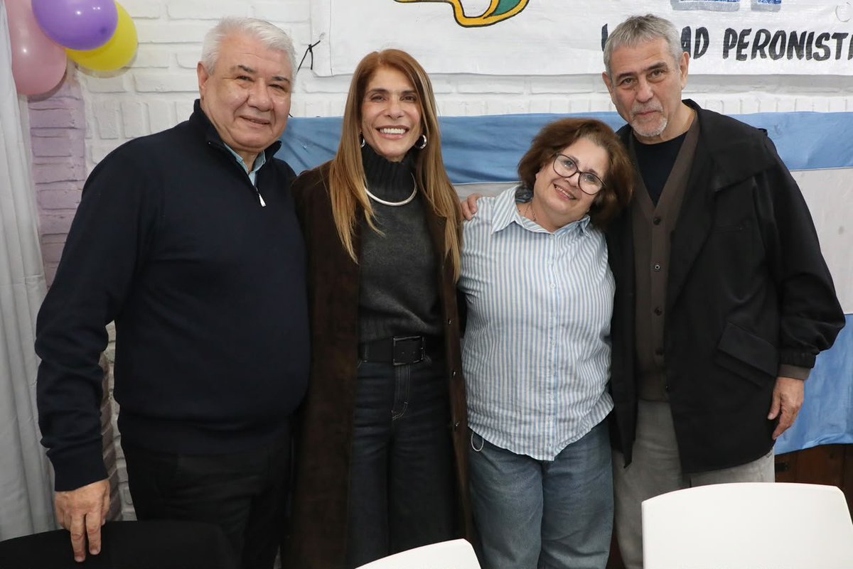 jorgeferraresi's tweet photo. Junto con @magdysierra , Luis Carzoglio y los compañeros y compañeras de la Agrupación 21 de Junio, celebramos el 5.º aniversario de la organización.

Cinco años de militancia, compromiso y trabajo colectivo, construyendo desde el territorio y acompañando a nuestra comunidad.

Creemos que la organización y la participación política son fundamentales para transformar la realidad y construir una sociedad más justa y ese camino es con @Kicillofok