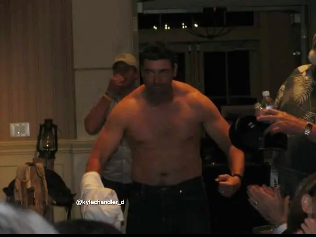 KyleChandler_D's tweet photo. – Kyle Chandler removed his shirt during a live auction at the 2008 Beyond the Lights Celebrity Golf Classic after a bidder playfully suggested he take it off to raise more money for charity. https://t.co/2Gh7ifvJ4t