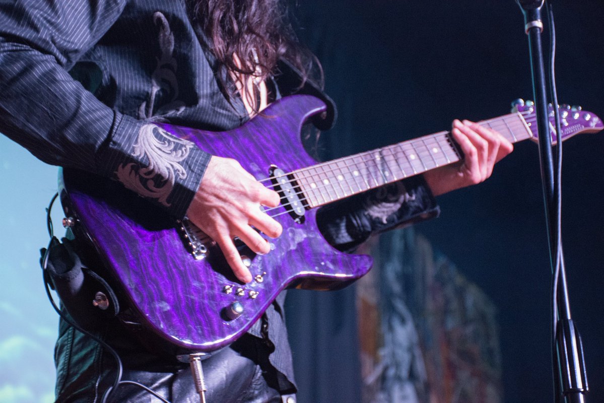 MikeCampese's tweet photo. New Patreon drop! 🎸
Quick Pick — Scale Rhythms: Speed & Synchronization
A great exercise for developing picking speed, timing, and synchronization.
New lesson every Friday!
https://t.co/wIWvVNY5Sq
🎸🔥🎶 #MikeCampese #GuitarPractice #GuitarLessons #Picking #SpeedBuilding https://t.co/m7F5dNRprb