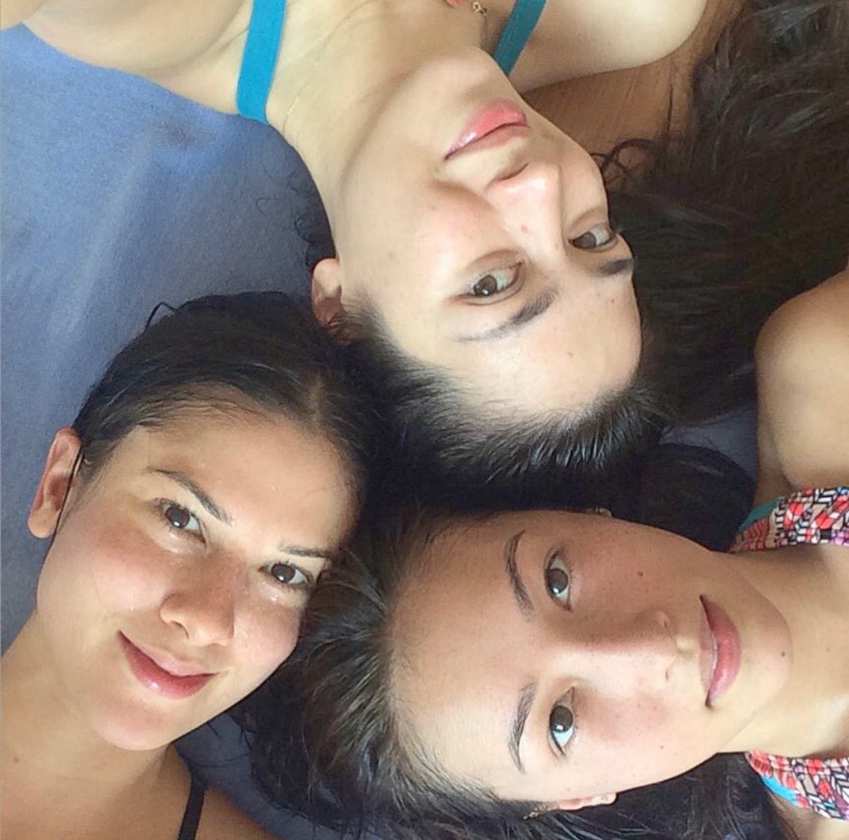 lookmheelvr's tweet photo. nakakatuwa yung friendship ni madz with these strong women — ang genuine, effortless, and full of warmth. I really admire how she seems to value the people around her and nurture friendships that feel authentic 🥺 https://t.co/ui8xyHyoRG
