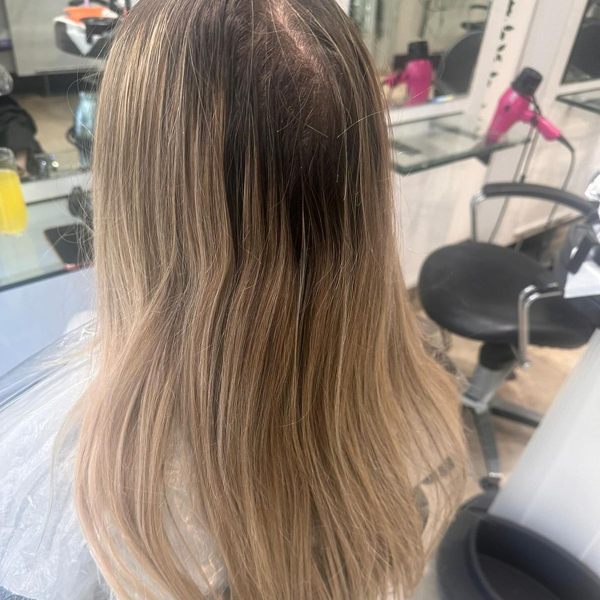AlexMagowalmf3's tweet photo. Coconut cream colour created by our creative director Jo. https://t.co/L9MYqC3z3w