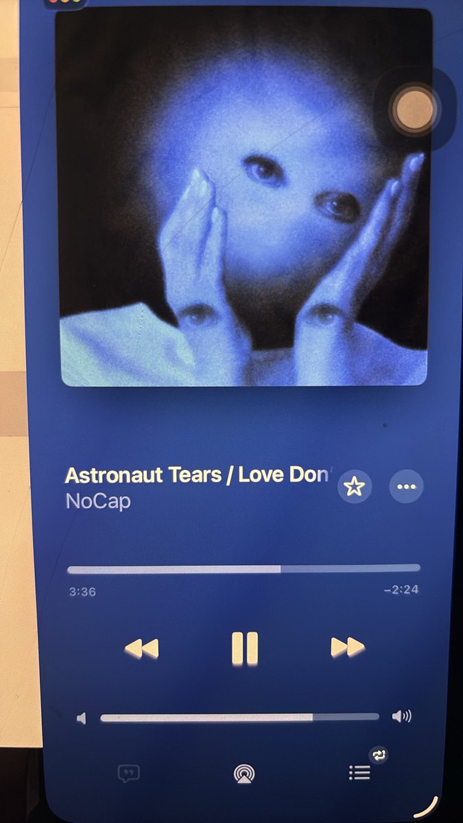 Bizmxvp's tweet photo. I’m half way through the album , no cap is really a masterpiece . 15/10 👏 https://t.co/jLY89CjnUe