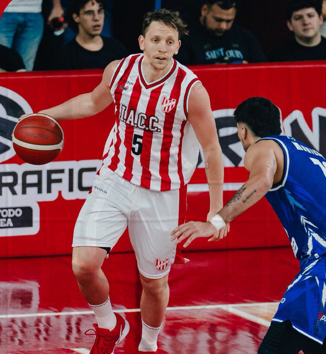 facuvivar11's tweet photo. ❌ #Instituto 🇦🇹 jugó mal y cayó 73-63 en su segunda presentación en la LNB ante #Regatas.
🏀 Torren Jones se destacó con 17 puntos y 9 rebotes.
🔜 El próximo sábado debutará de local contra #Ferro. https://t.co/Woo8U4Ftsc