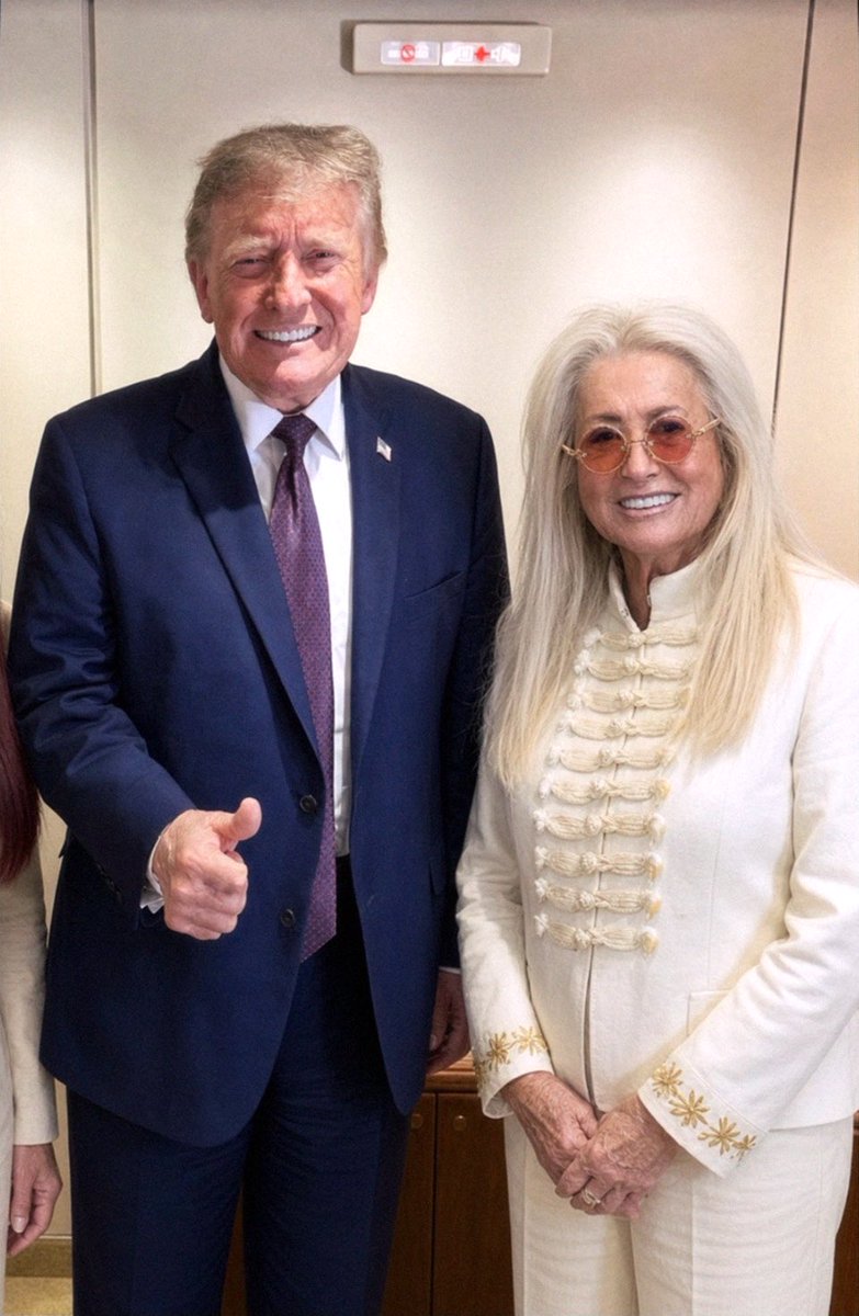 RabbiJeffx's tweet photo. Why is Miriam Adelson boarding Air Force One with Trump? https://t.co/w7zVhOlqkY