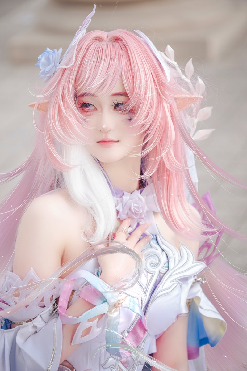 NocUwu94530's tweet photo. Artist vs art 
Ig : Lamy_7243
#Cyrene #honkaistarrailcosplay #hsrcreators https://t.co/zKf9c8bUww