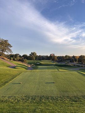 AlySinclair11's tweet photo. Touch of class at the birthplace of Minnesota golf https://t.co/HkyKZKulZa