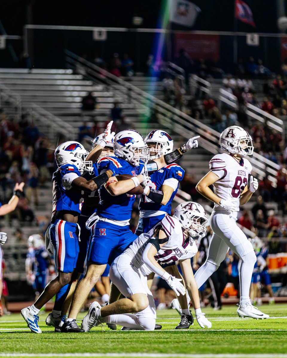BudaHaysFB's tweet photo. H1 Frames
@coachmarktorres
#RISE #BudaHaysFootball
Powered by @inhousemediatx #BuiltWithin https://t.co/x49GMv5jxu