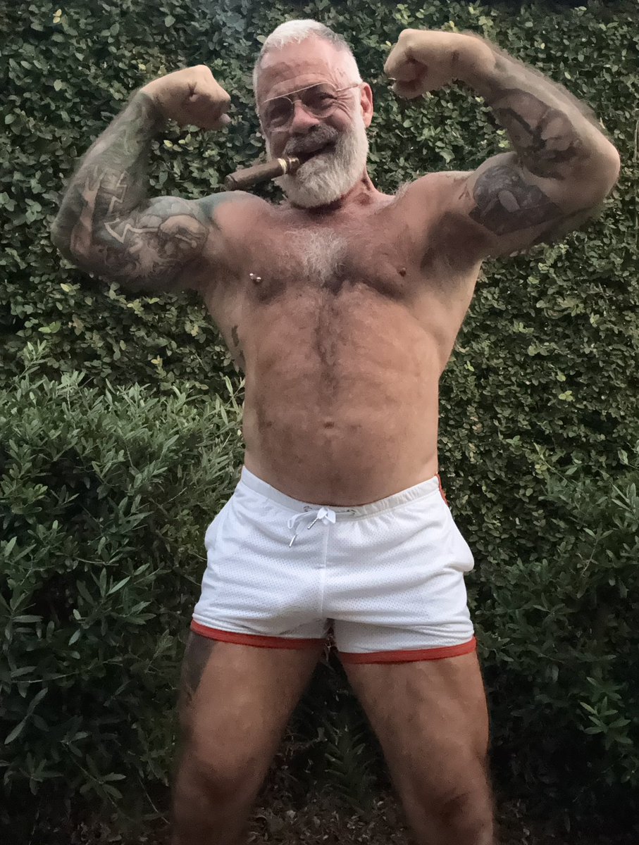 DarylRichterXXX's tweet photo. #flexfriday
https://t.co/dcnB2InJVJ
#musclebearpigdaddy https://t.co/4HWe28Z1R2
