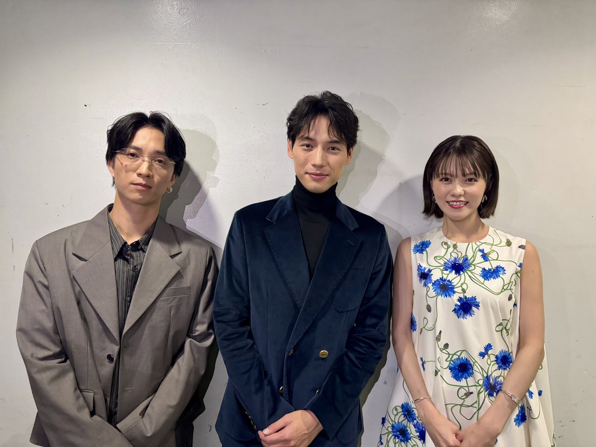 hideandseek_ntv's tweet photo. 【お知らせ📢】

本日🗓️10月3日(土)⏰ひる2:30〜
『秋の新ドラマみどころ』

ハイド＆シークの見どころが放送されます！
みなさまぜひご覧ください！

写真は昨日のイベント終わりの3人📸

#ハイドアンドシーク 0秒前の彼女
𝟏𝟎月𝟒日(日)よる𝟏𝟎時𝟑𝟎分𝐒𝐓𝐀𝐑𝐓 https://t.co/zwmTiFOBqz