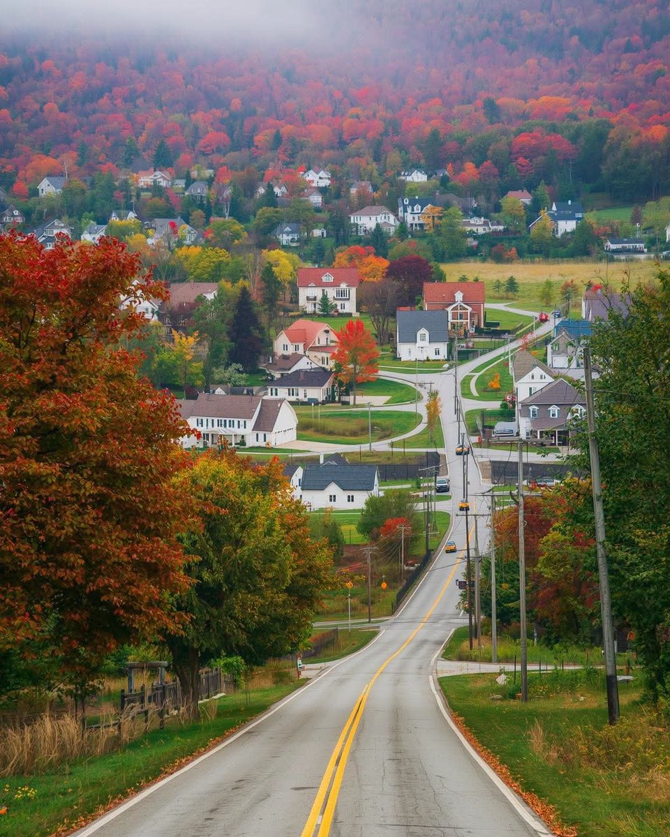 earthviewss1's tweet photo. Vermont USA 🇺🇸 https://t.co/75jwCIZ4e7
